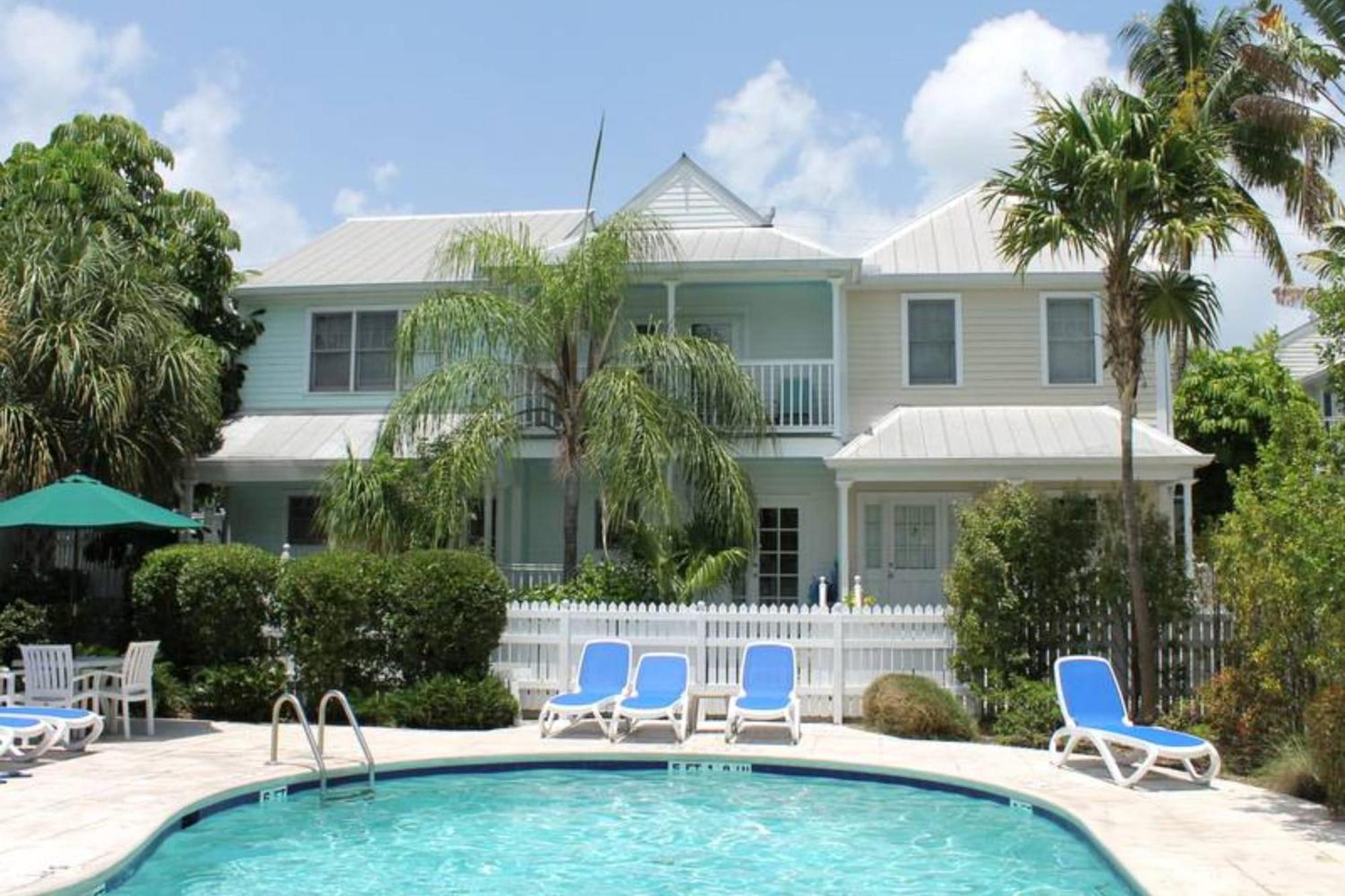 Holiday home Southard Getaway By Avantstay W Covered Patio Great Location Shared Pool Week Long *