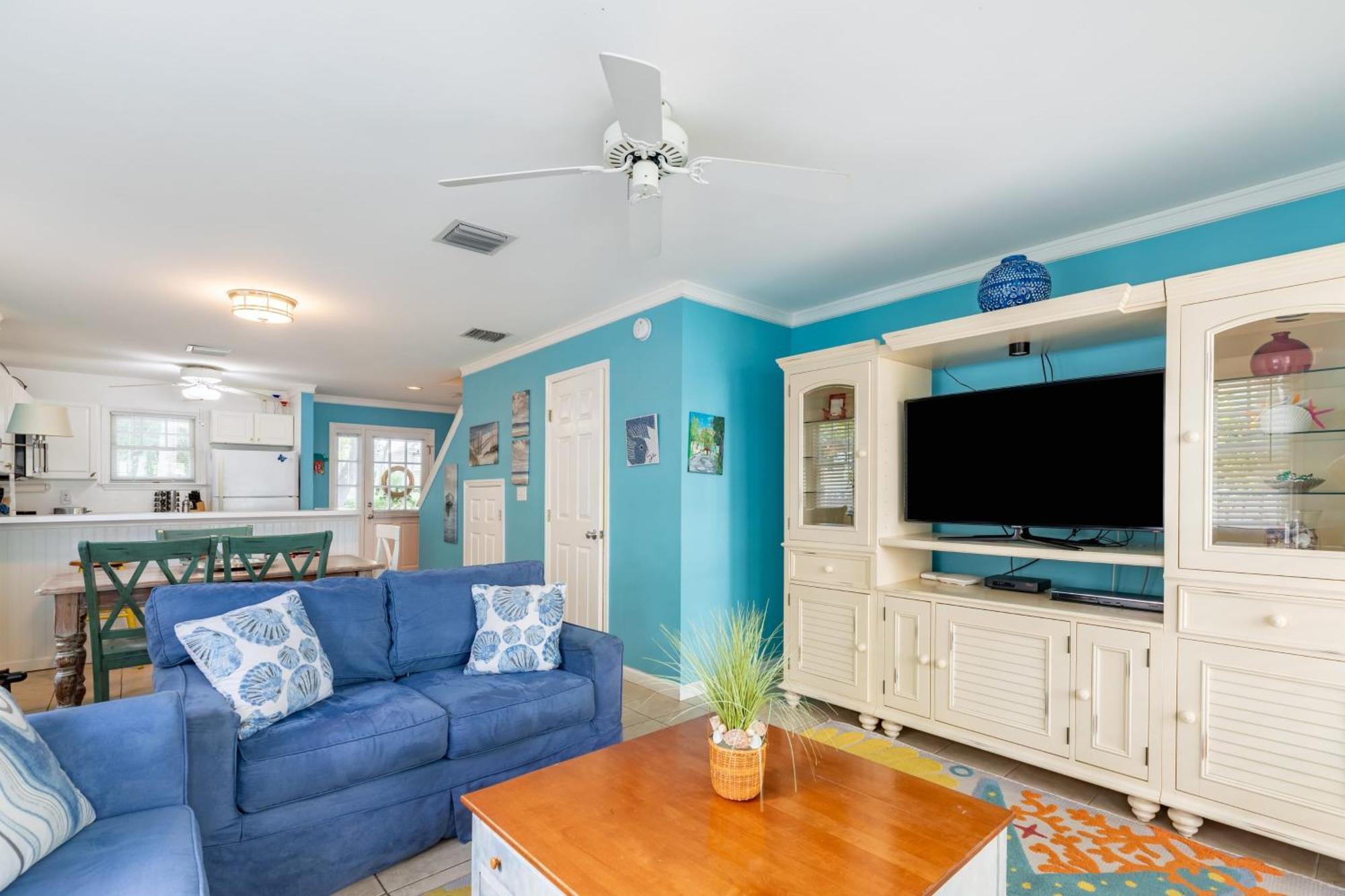 Southard Getaway By Avantstay W Covered Patio Great Location Shared Pool Week Long Holiday home Key West