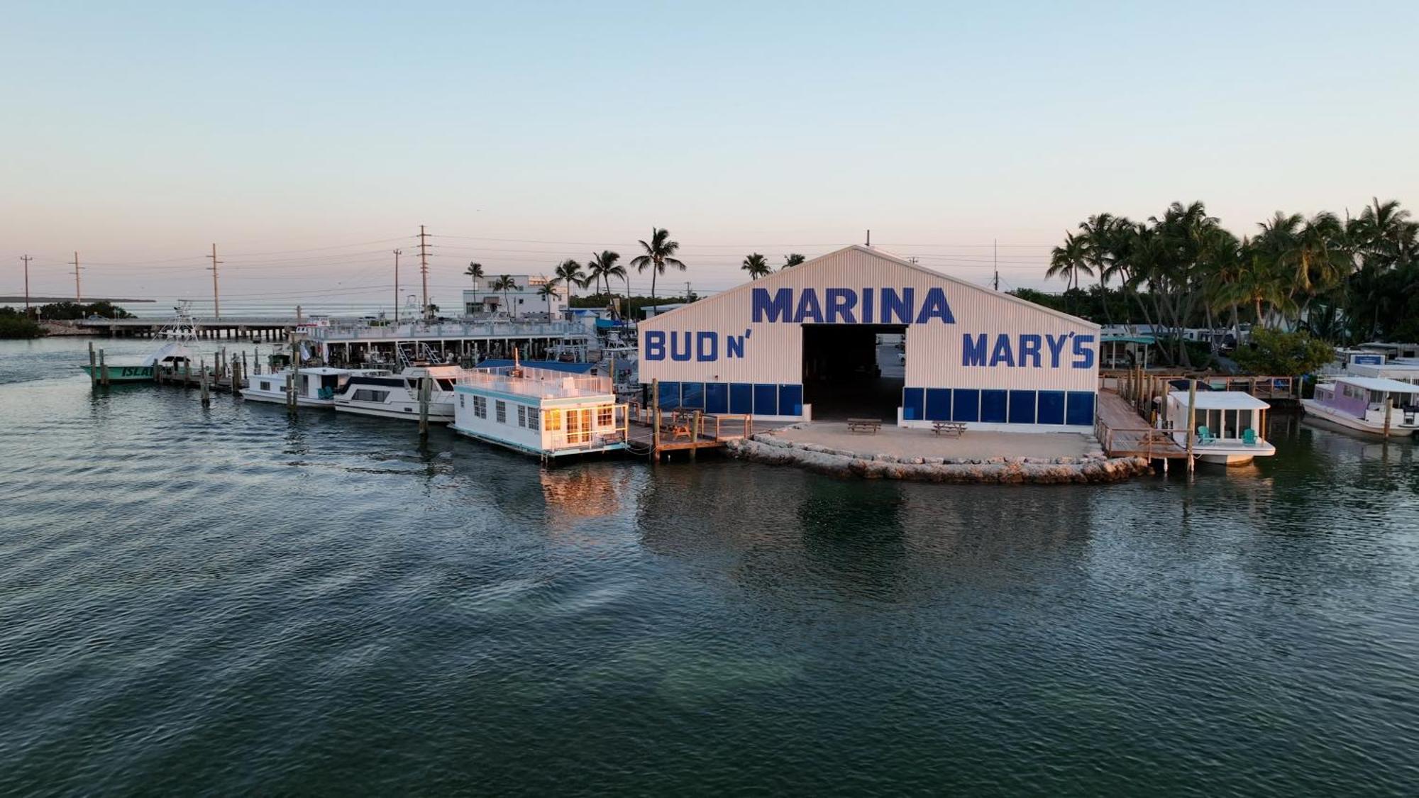 N' Mary's Marina Islamorada