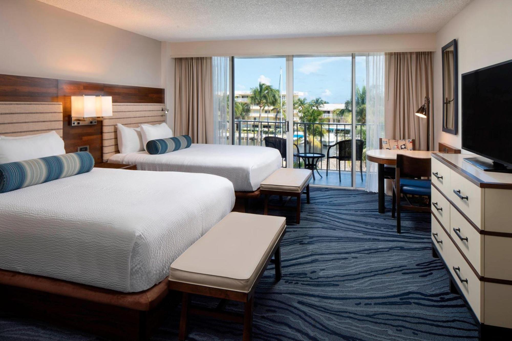 Courtyard By Marriott Hotel