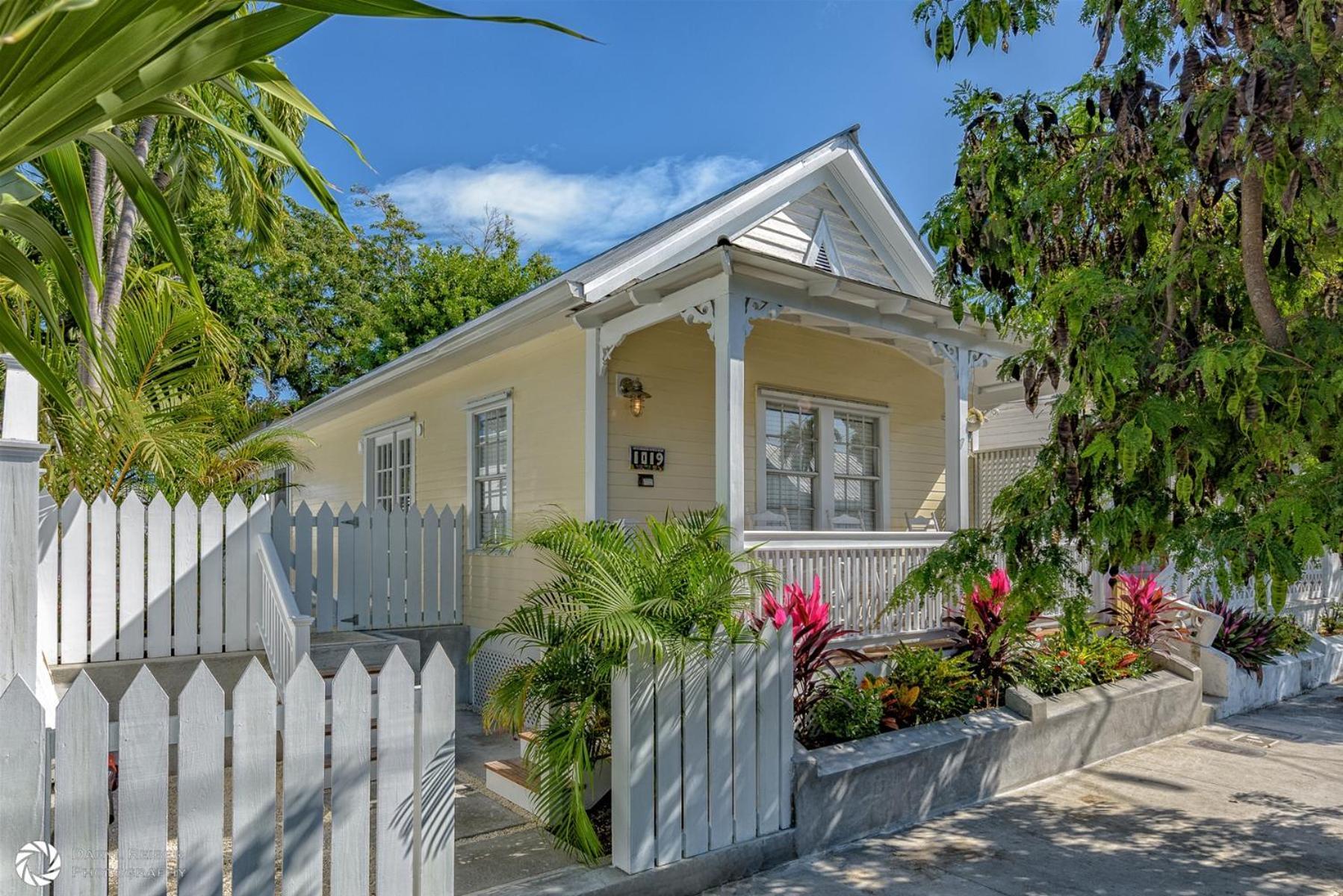Mango * Key West
