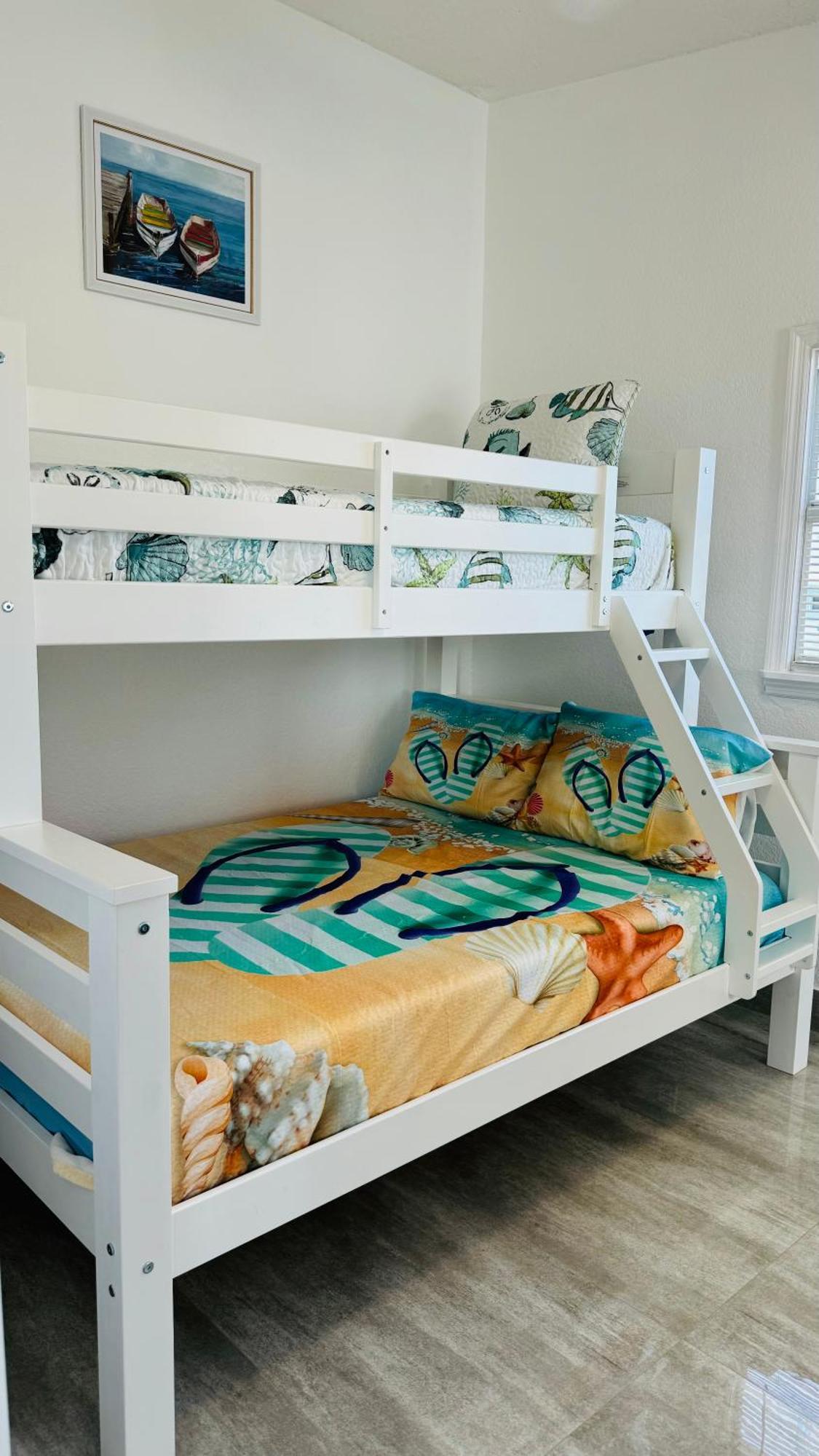 Island Breeze Holiday home *
