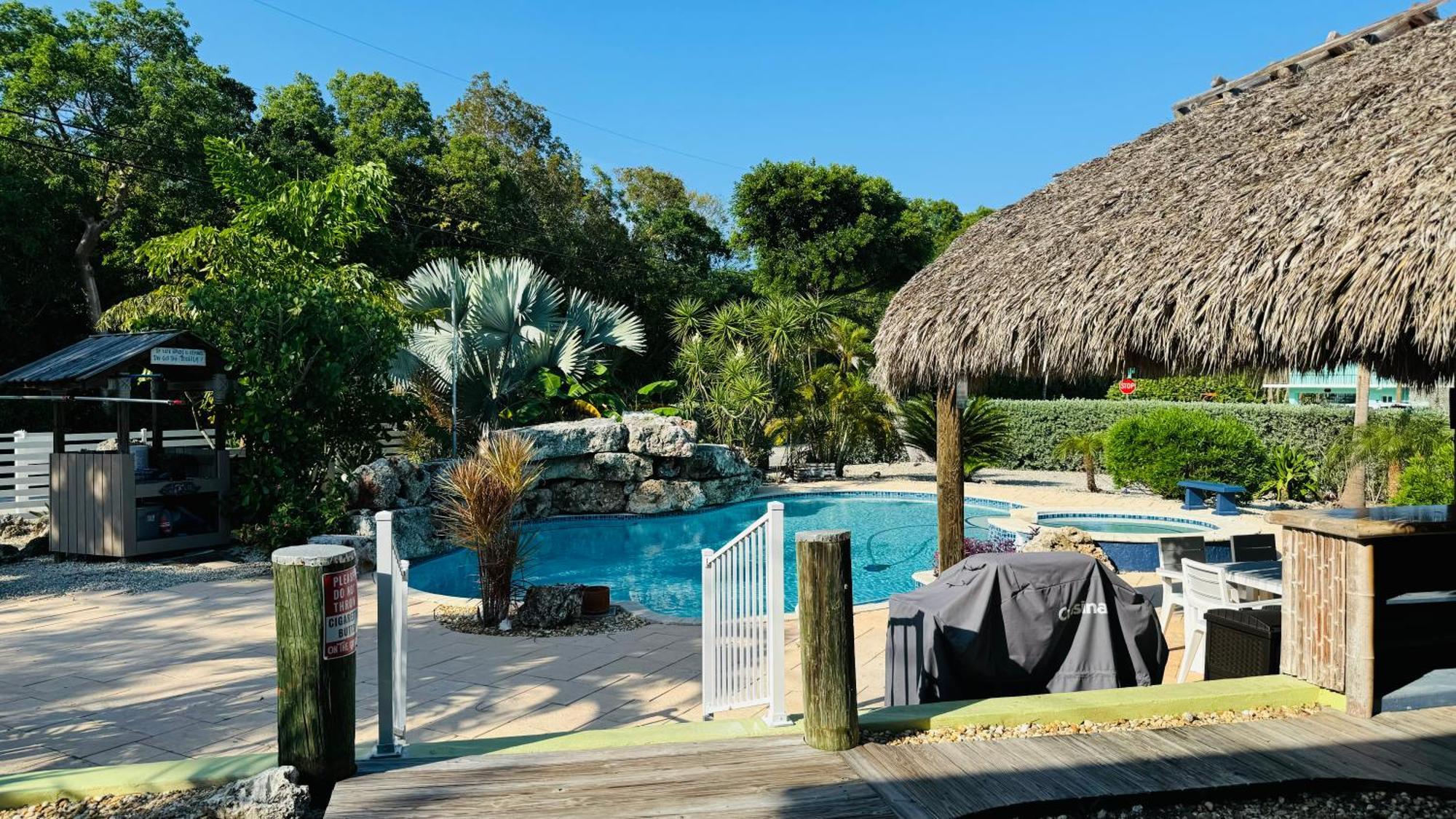 Island Breeze Holiday home *