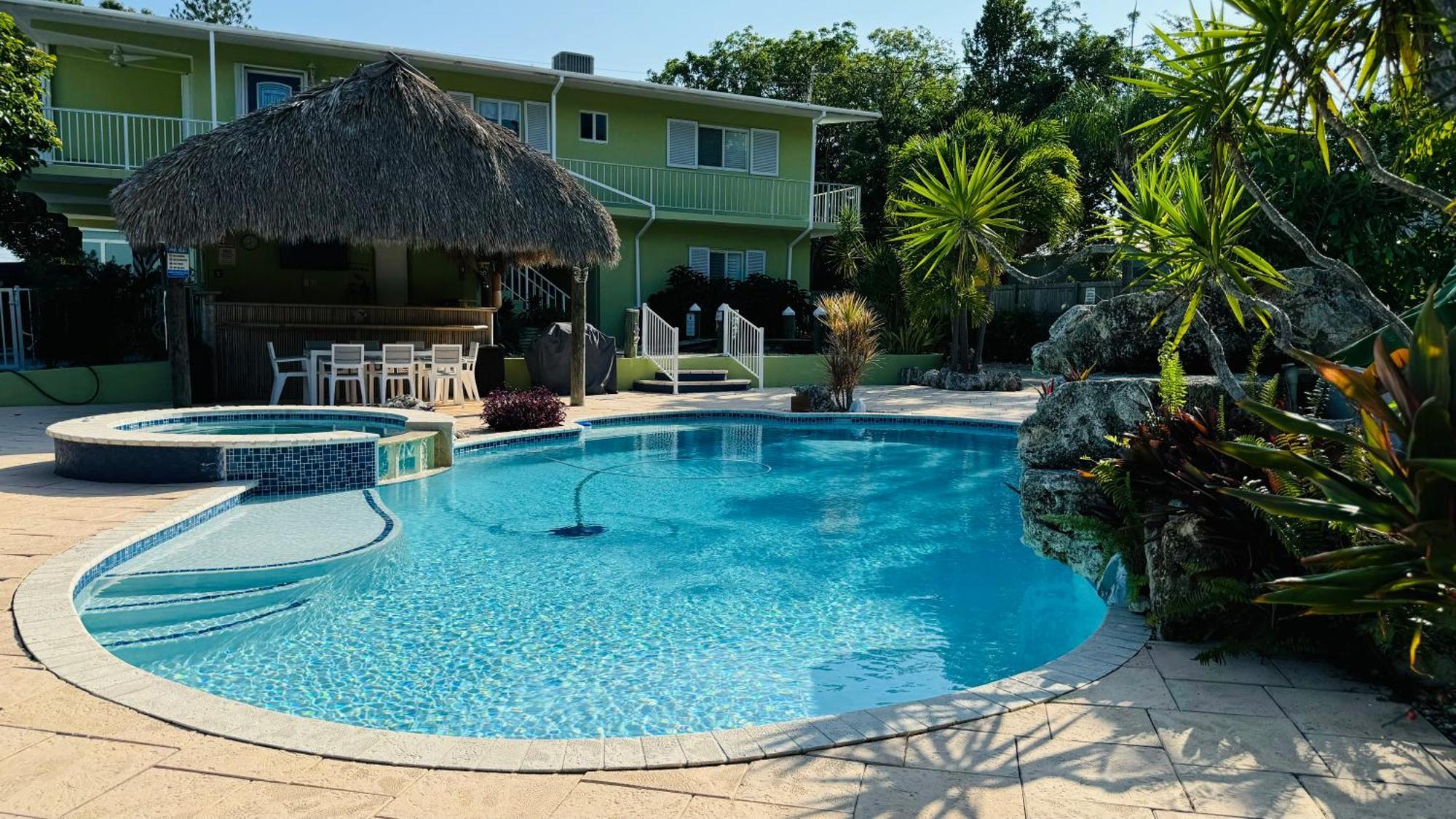 Island Breeze * Key Largo