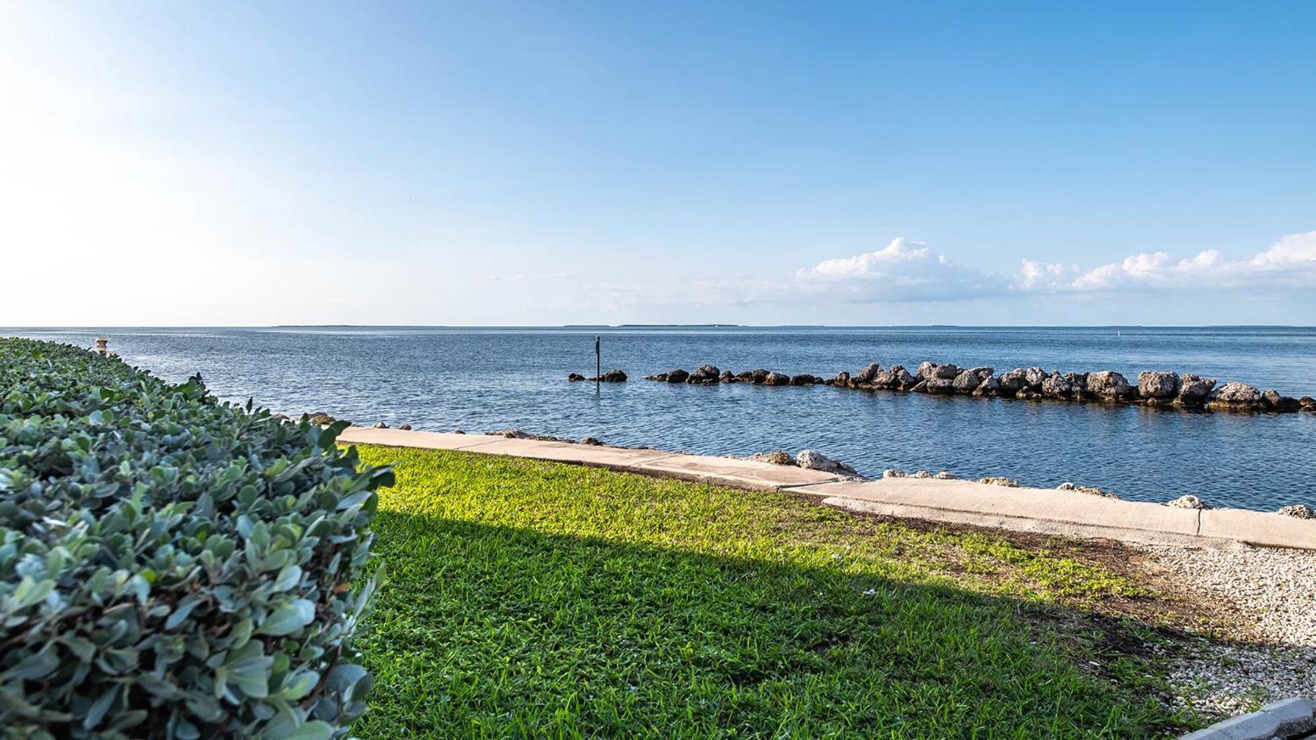 Seas The Day Townhome Holiday home Tavernier