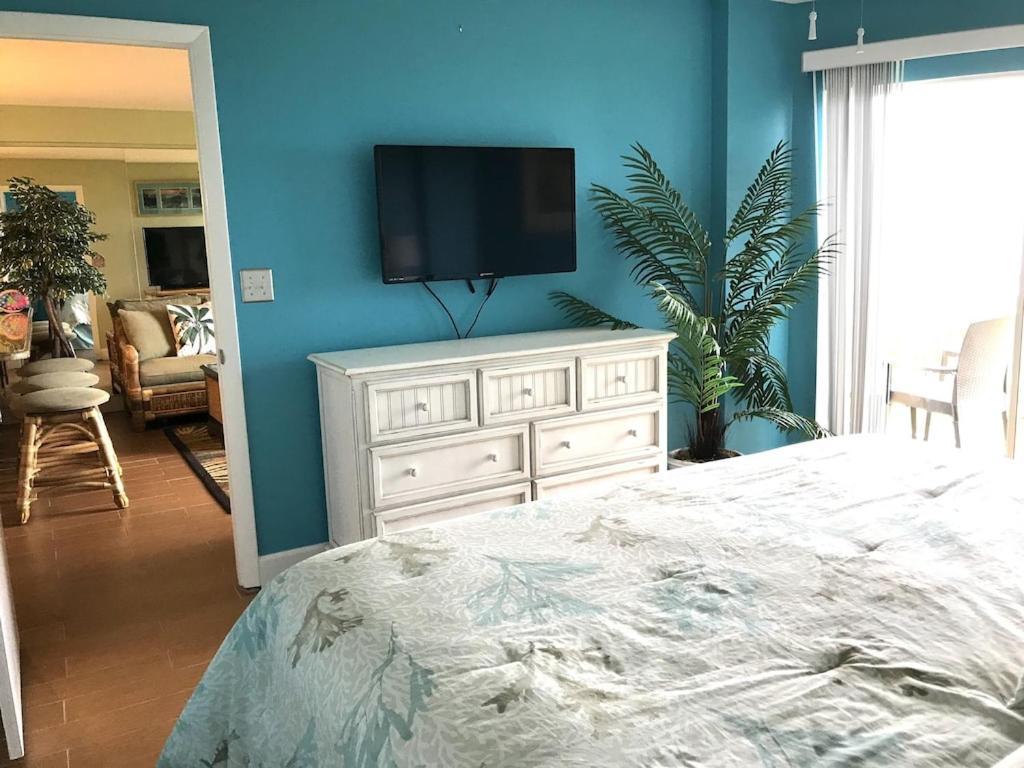 Tropical Daze Oceanfront Paradise * Tavernier