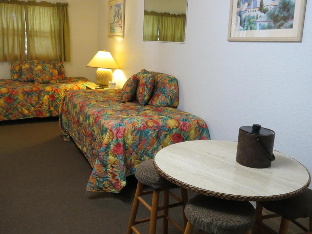 Ed & Ellen'S Lodgings Key Largo 2*