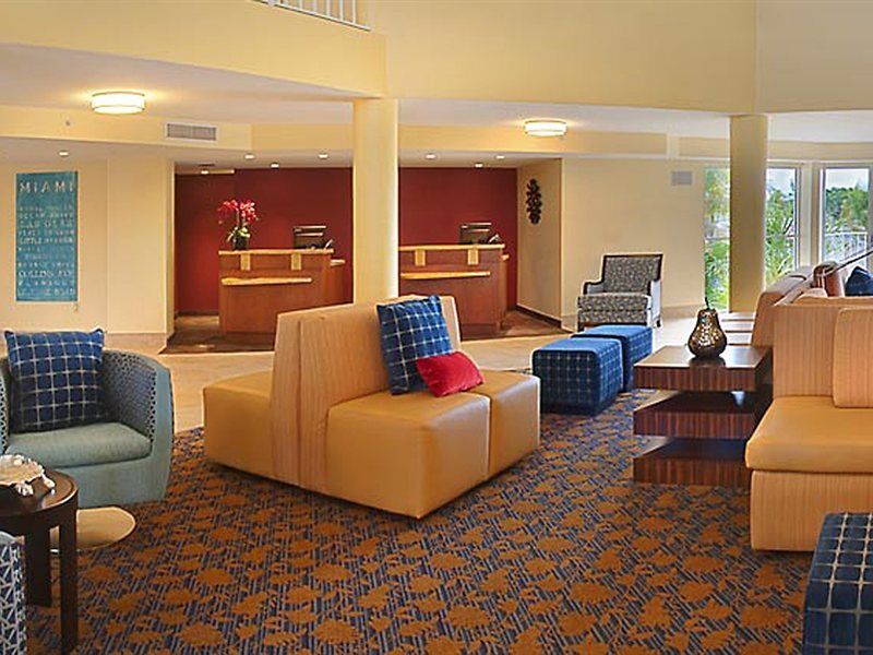Hotel Courtyard By Marriott
