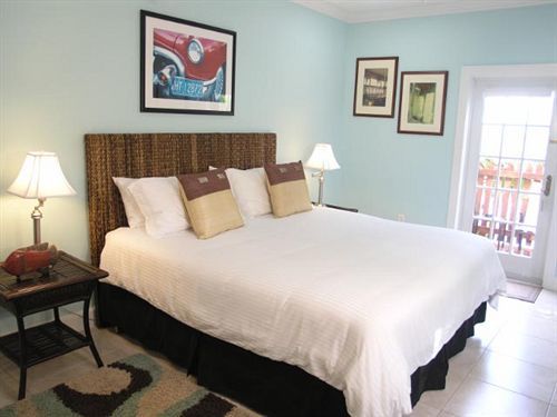 Travelers Palm Key West
