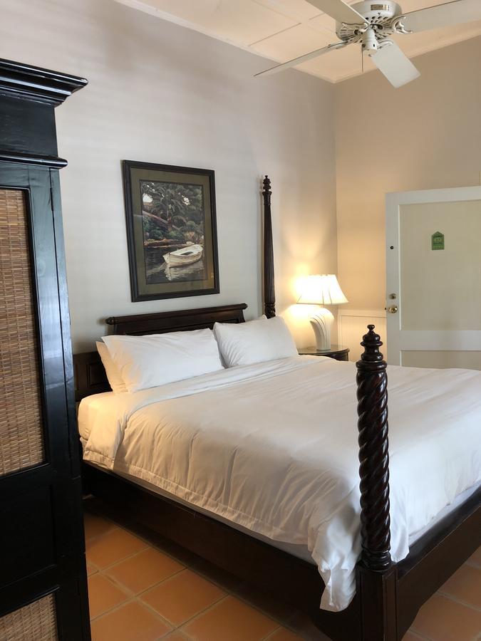 Bed & Breakfast L'habitation Guesthouse- Adult Exclusive