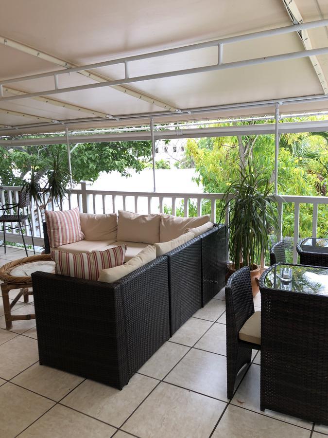 L'habitation Guesthouse- Adult Exclusive Bed & Breakfast