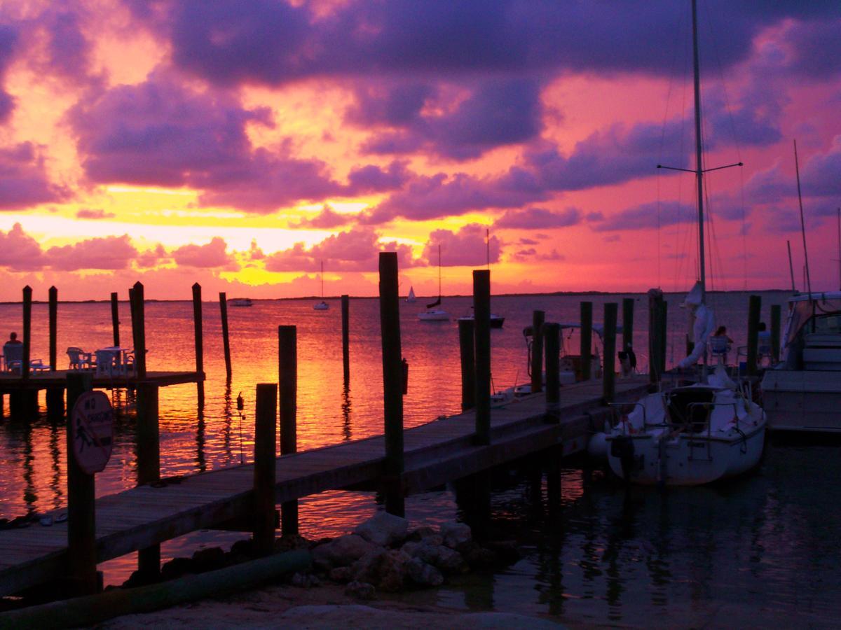 Key Largo Cottages 2*