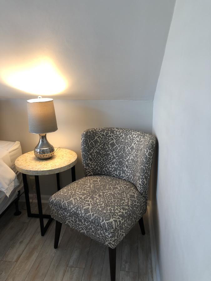 L'habitation Guesthouse- Adult Exclusive Bed & Breakfast Key West