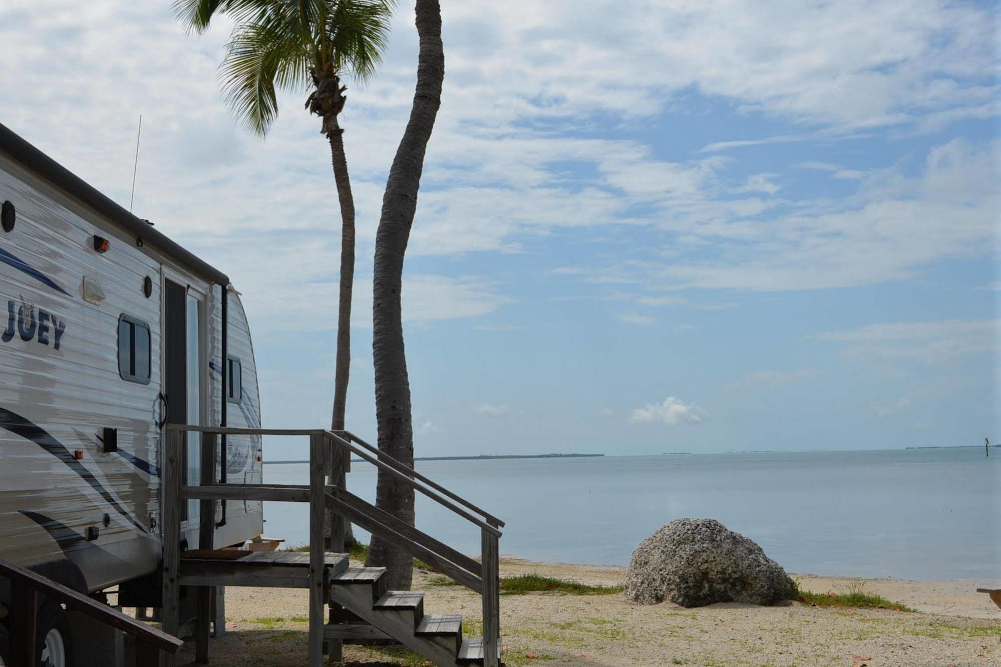 Sunshine Key Rv & Marina 2*