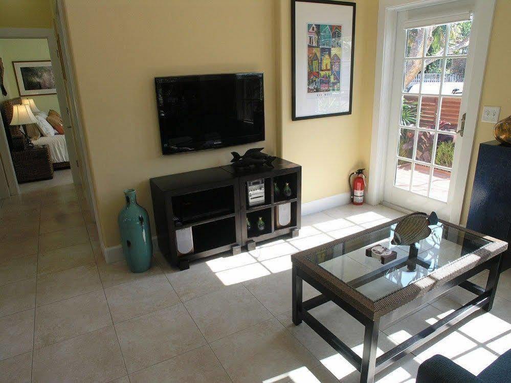 Inn Travelers Palm Key West