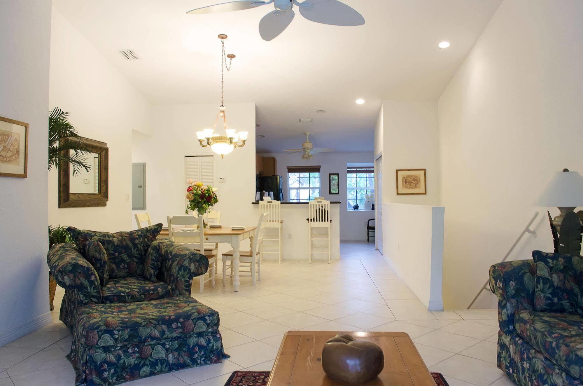 Mariner's Club Resort