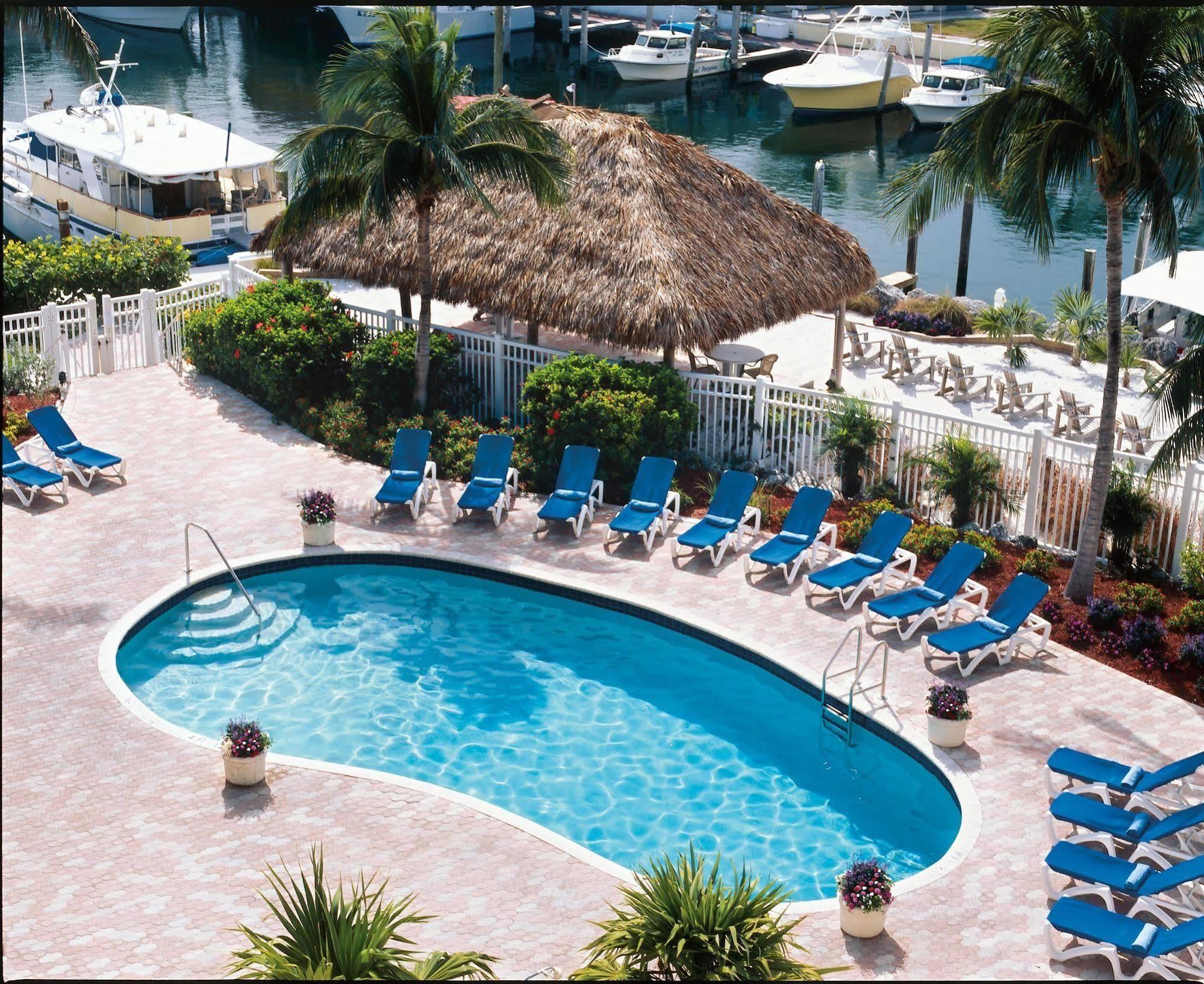 Hotel Courtyard By Marriott 3*