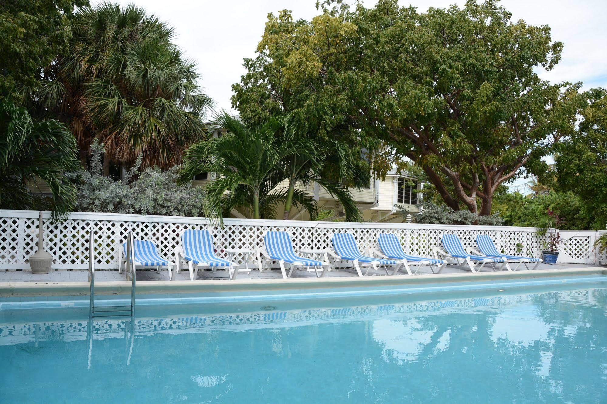 Topsider Hotel