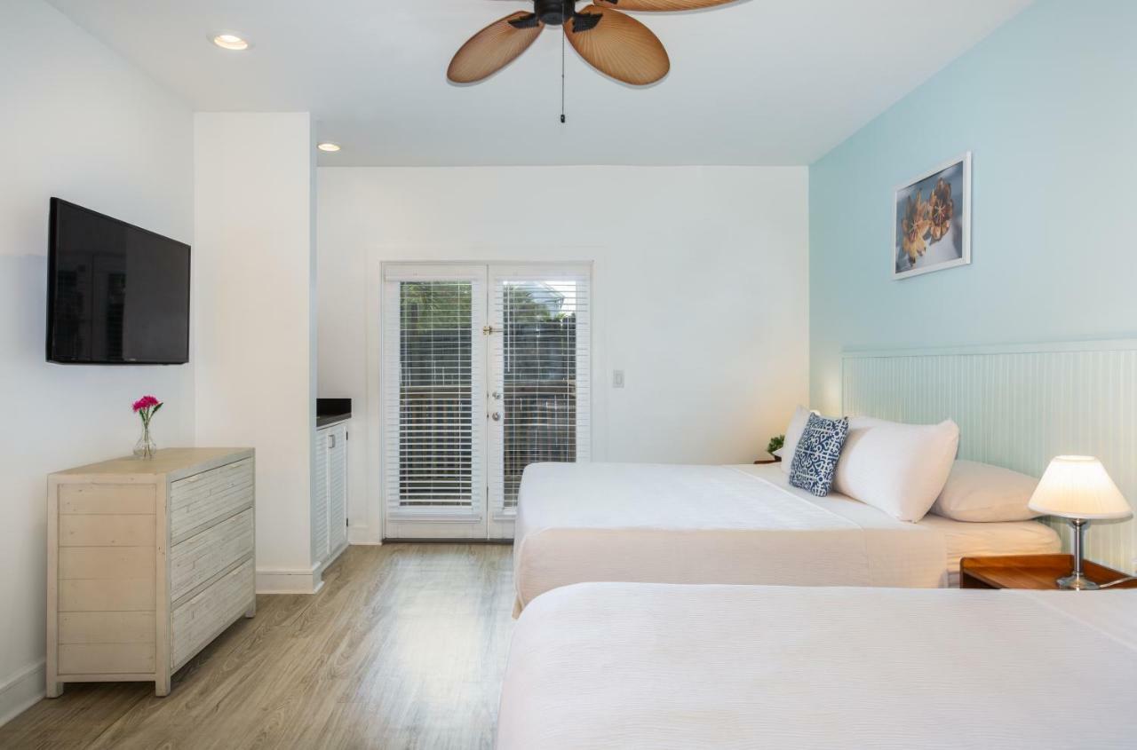 The - Adult Exclusive Inn