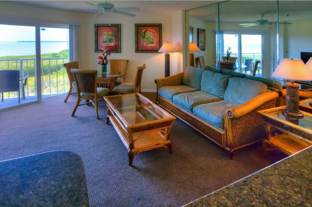 Ocean Pointe At Apartment