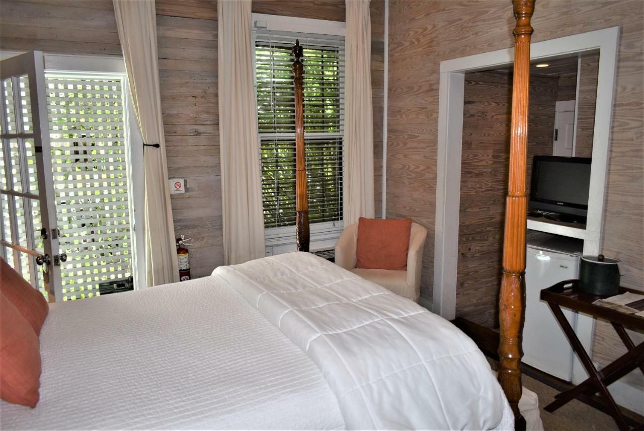 Simonton Court Historic & Inn 4*