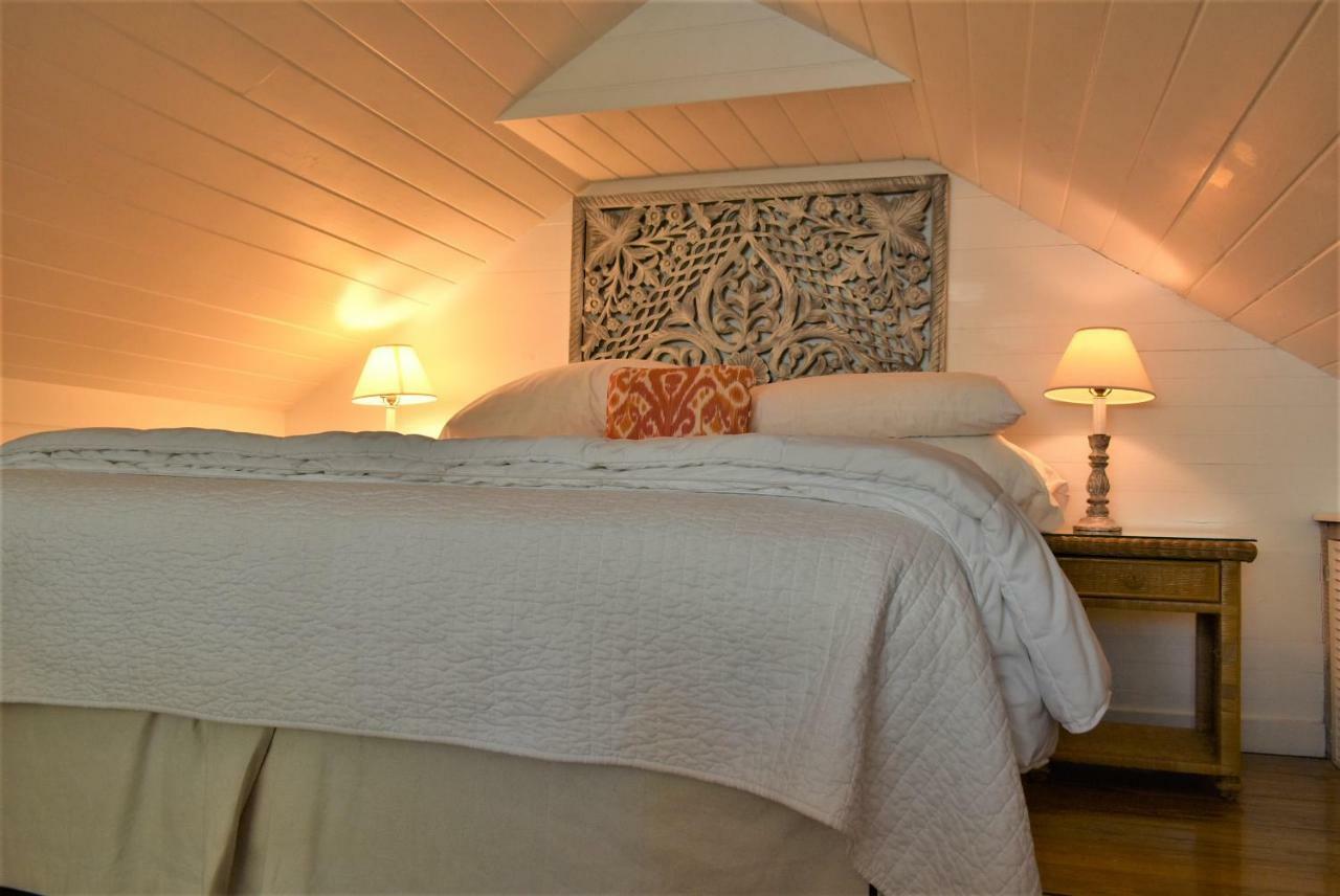 Simonton Court Historic & Key West