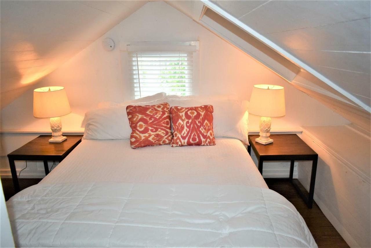 Simonton Court Historic & 4*