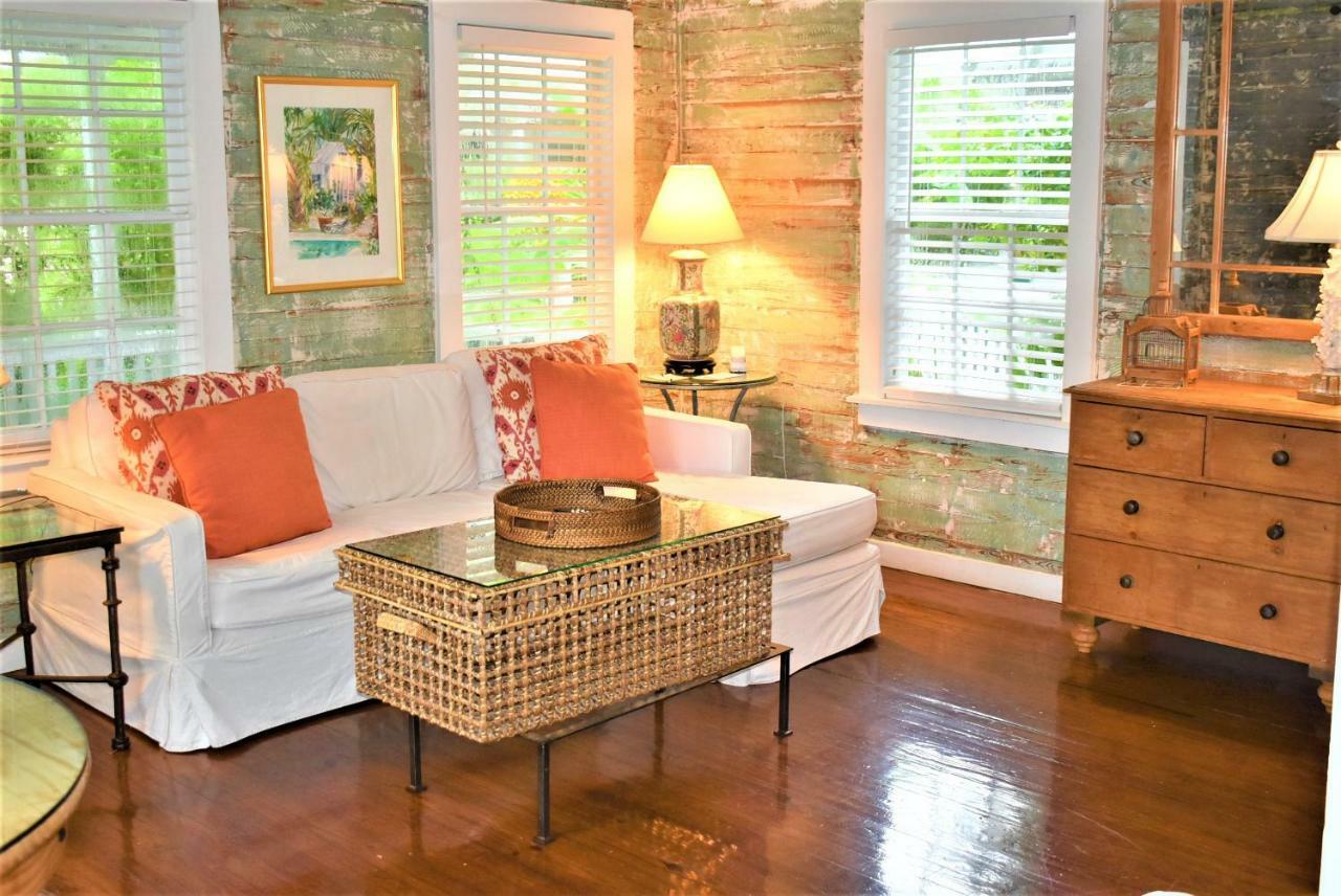 Inn Simonton Court Historic &