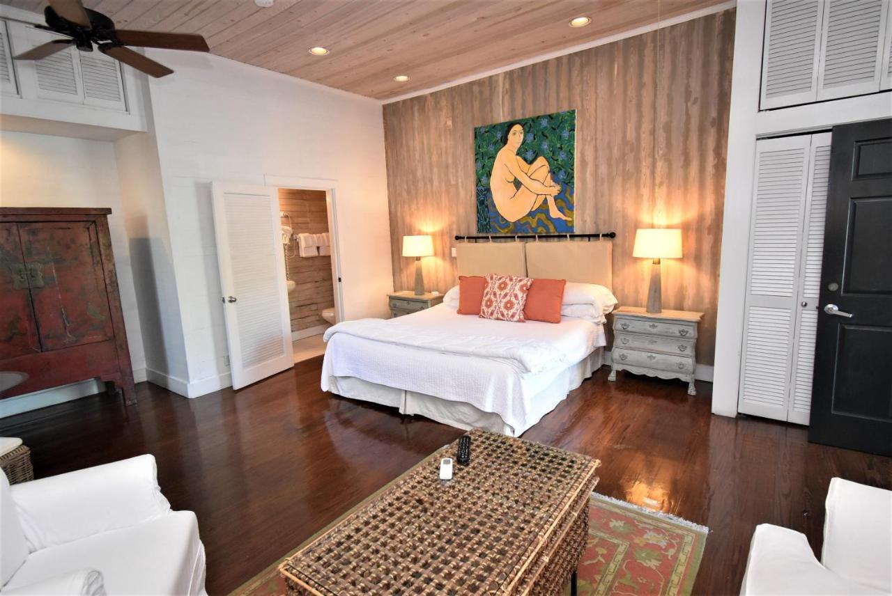 Simonton Court Historic & Inn