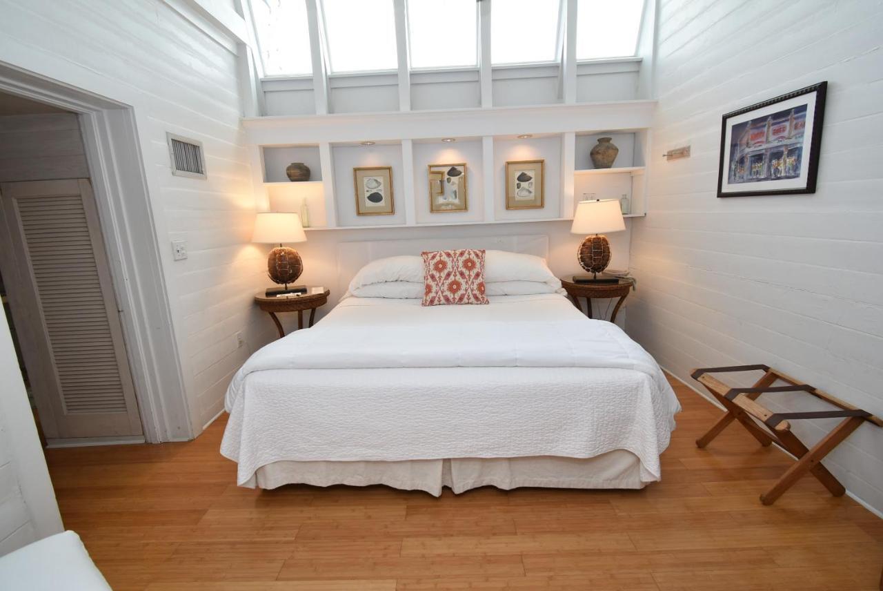 Simonton Court Historic & 4* Key West