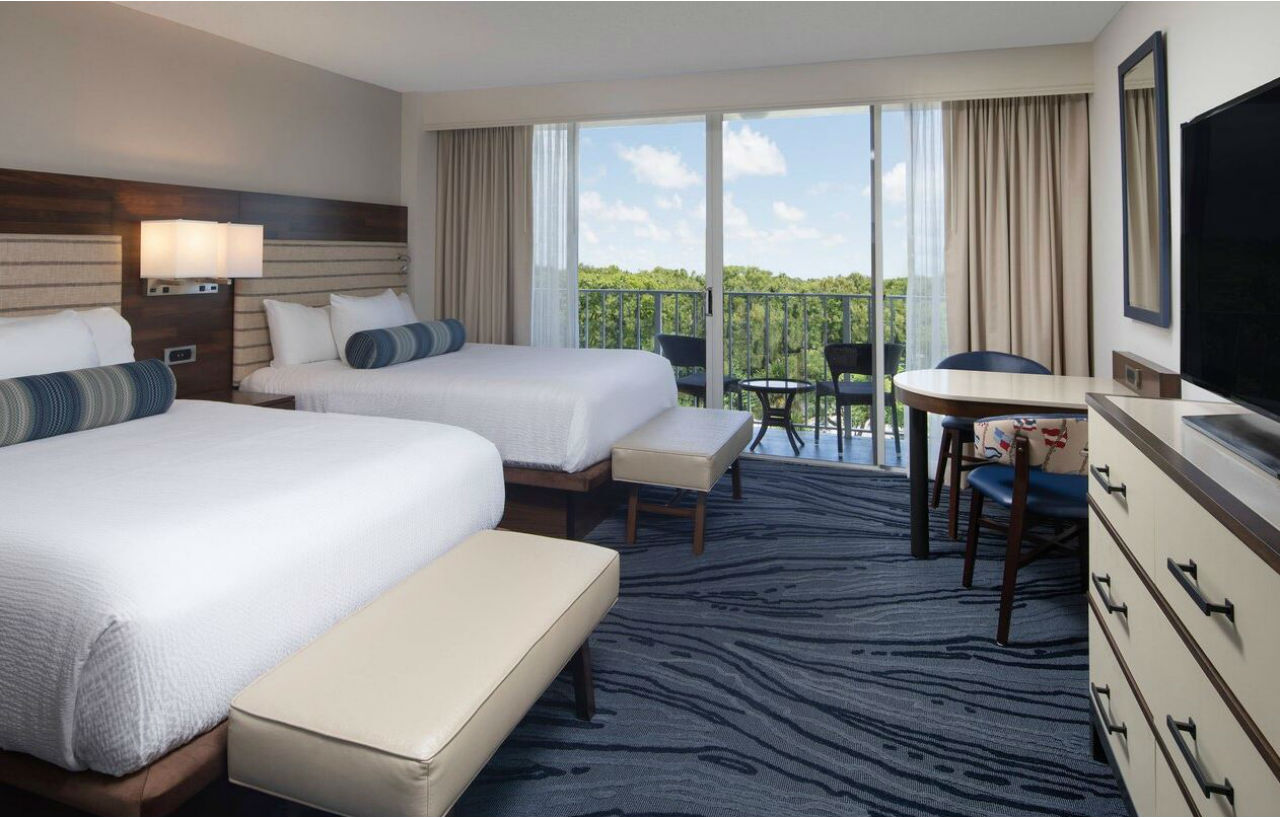 Courtyard By Marriott Hotel
