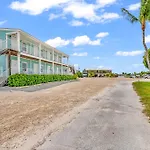 Bonefish Bay Motel