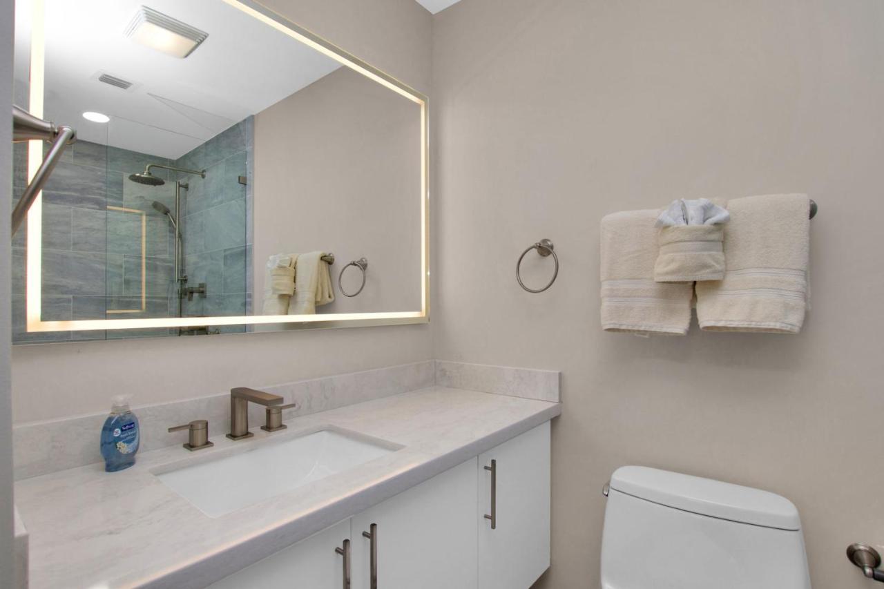 Rock Harbor P8 Holiday home *