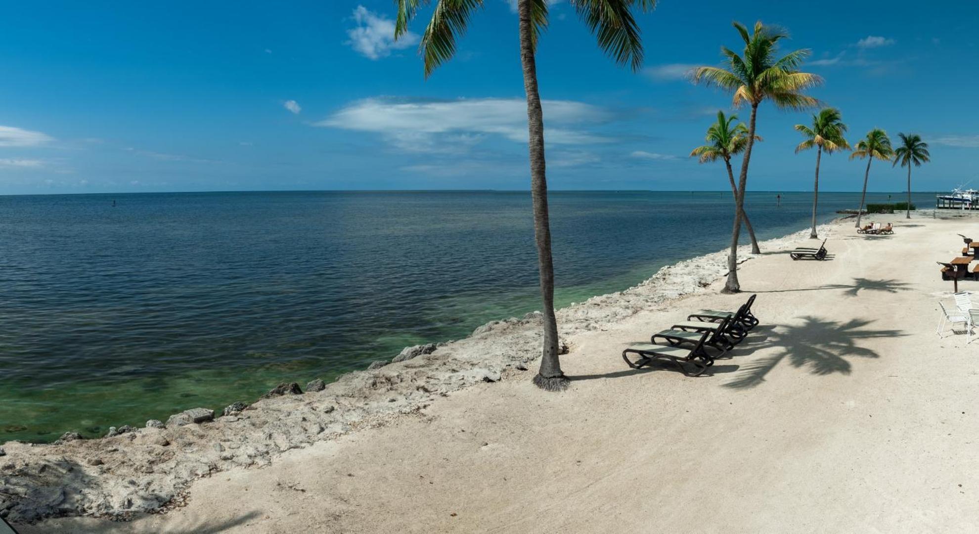 Caloosa Cove Hotel 3*