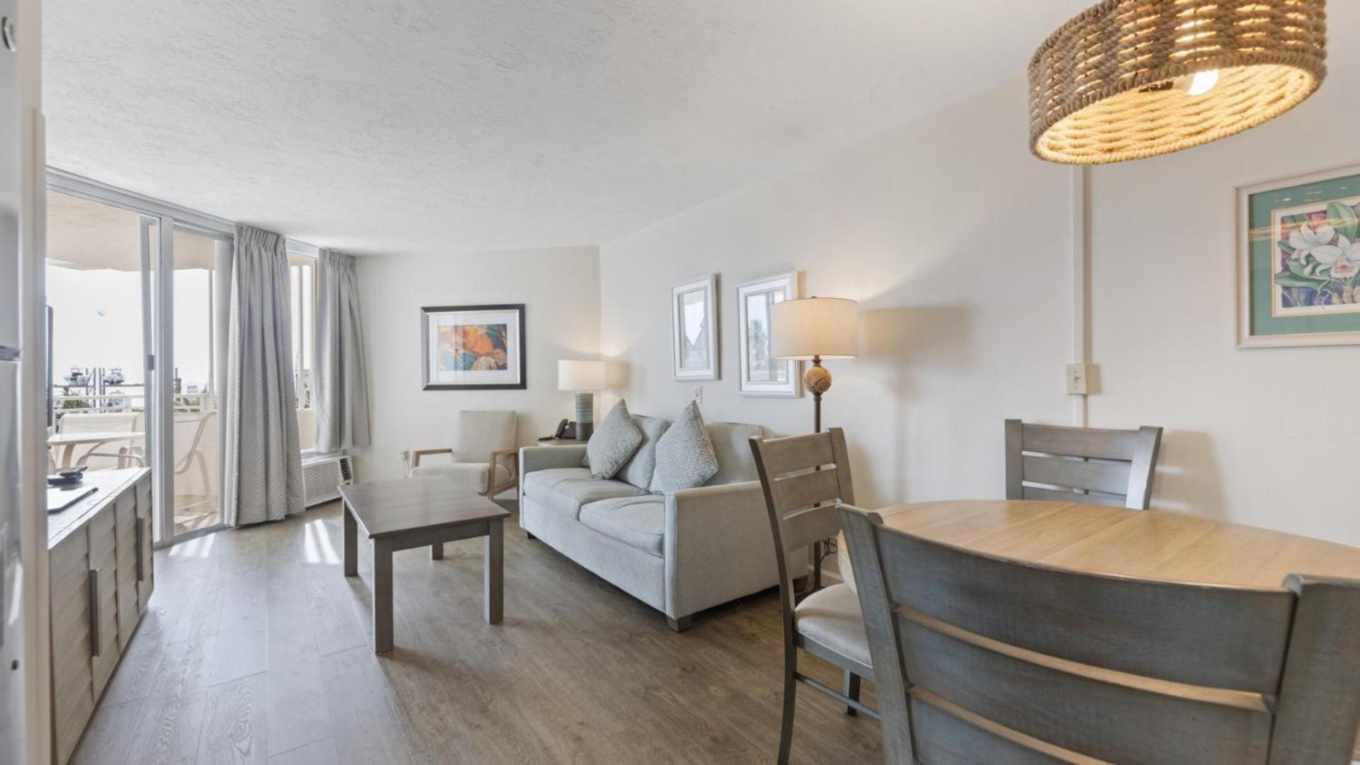 Caloosa Cove Hotel 3*