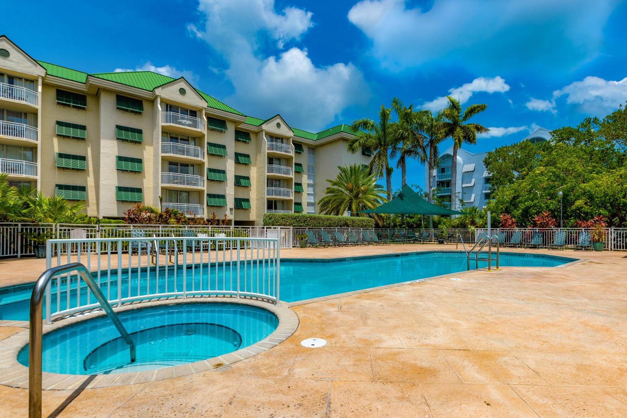 Sunrise Paradise Escape #407 Apartment *