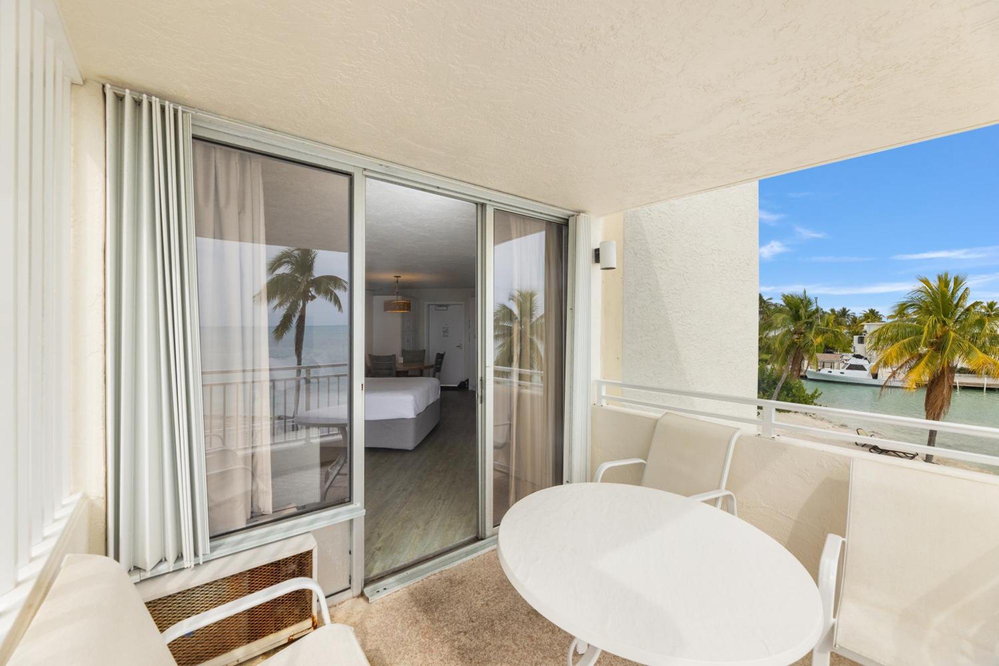 Caloosa Cove Hotel 3*