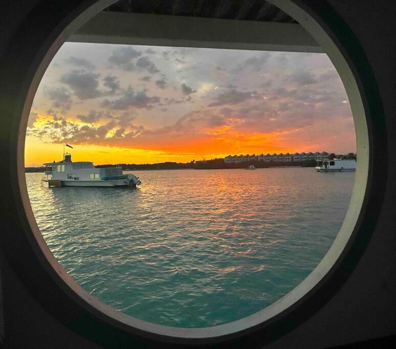 A Slice Of Paradise In The Florida Keys Botel