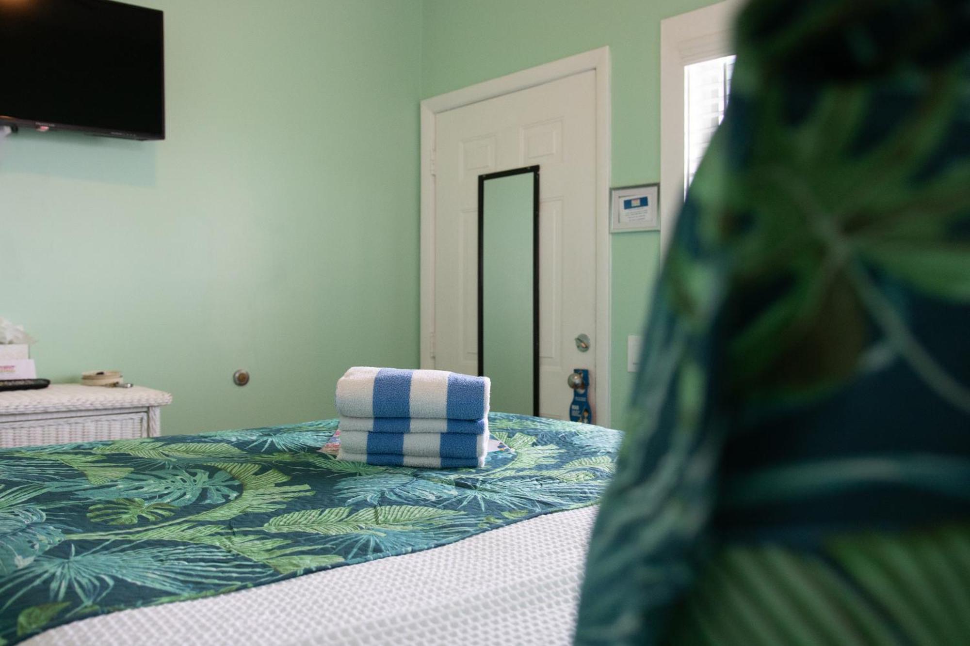 Caribbean House Guest house Key West