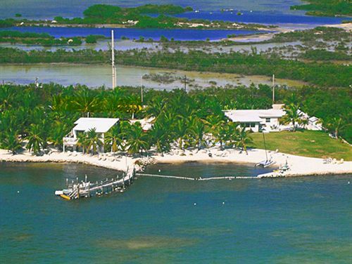 White Sands Inn