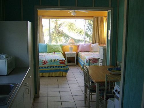 White Sands Inn Marathon