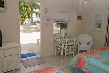 Inn White Sands