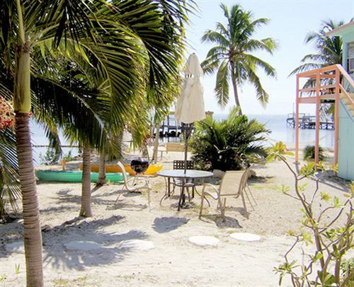 White Sands Inn Marathon