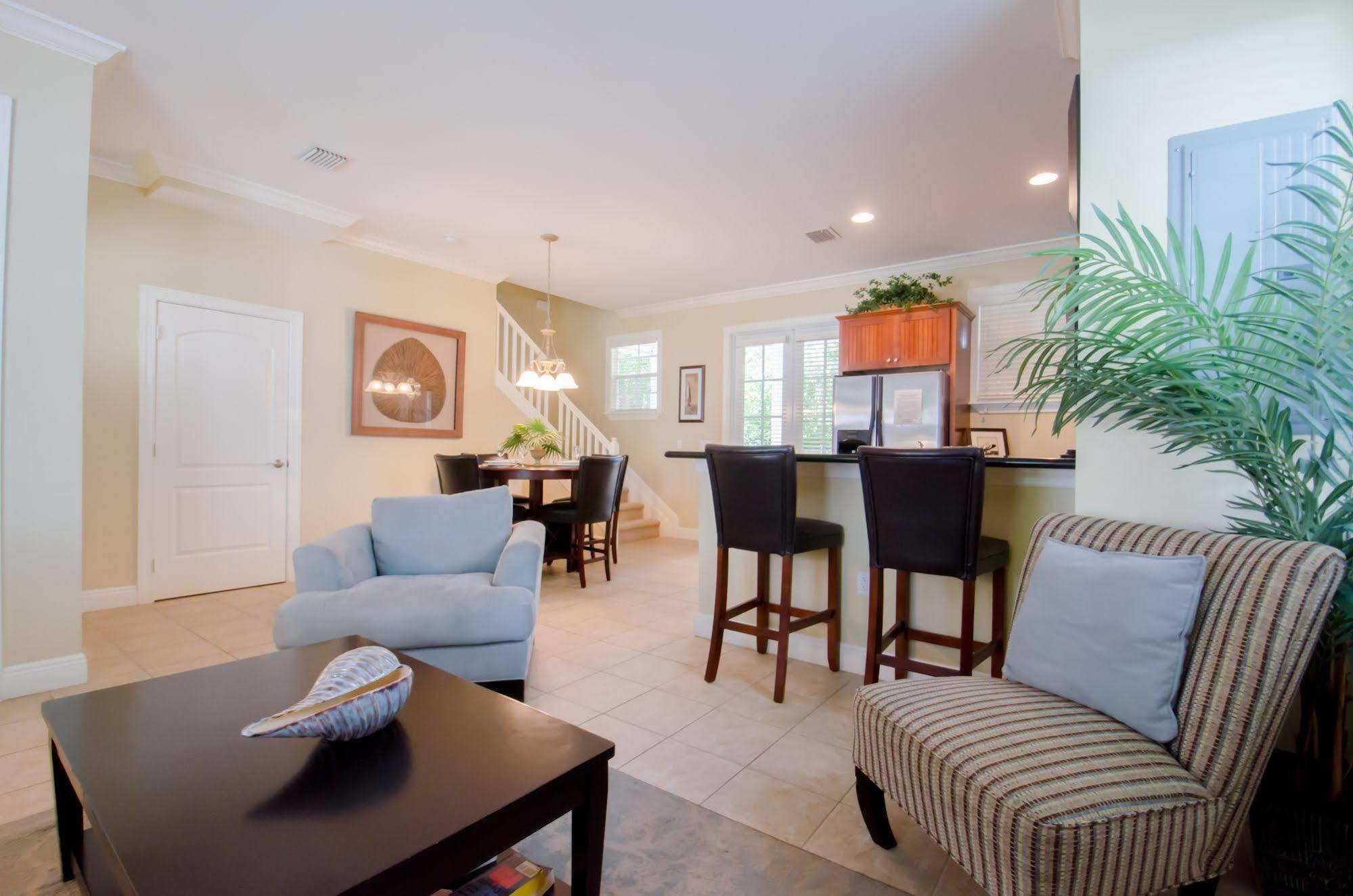 Angler's Reef Resort 2*