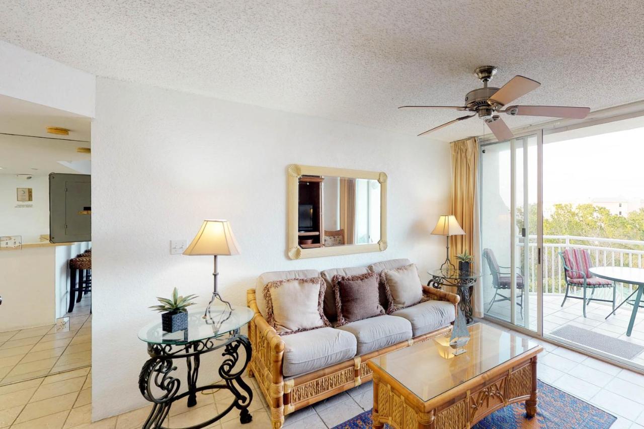 Sunrise Paradise Escape #407 Apartment