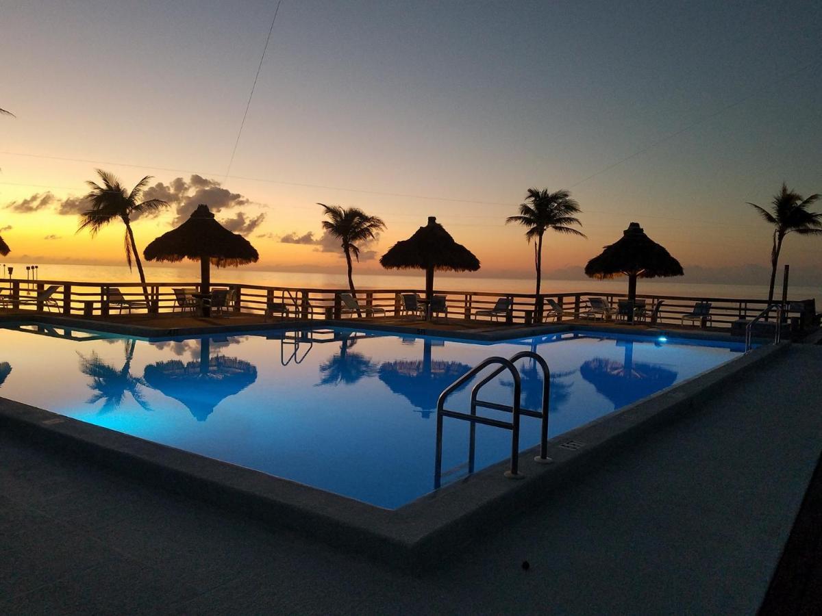 Caloosa Cove 3*