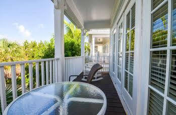 Resort Angler's Reef